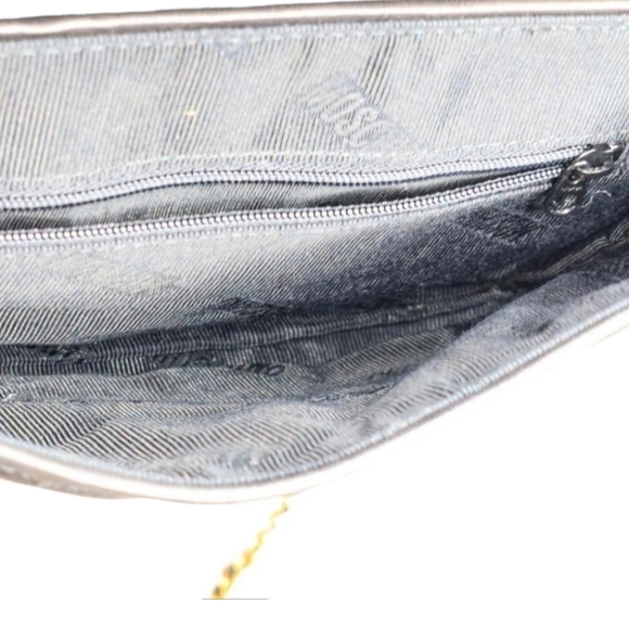 Vintage MOSCHINO Black Leather Heart Stitched Shoulder Satchel Handbag - Picture 8 of 9